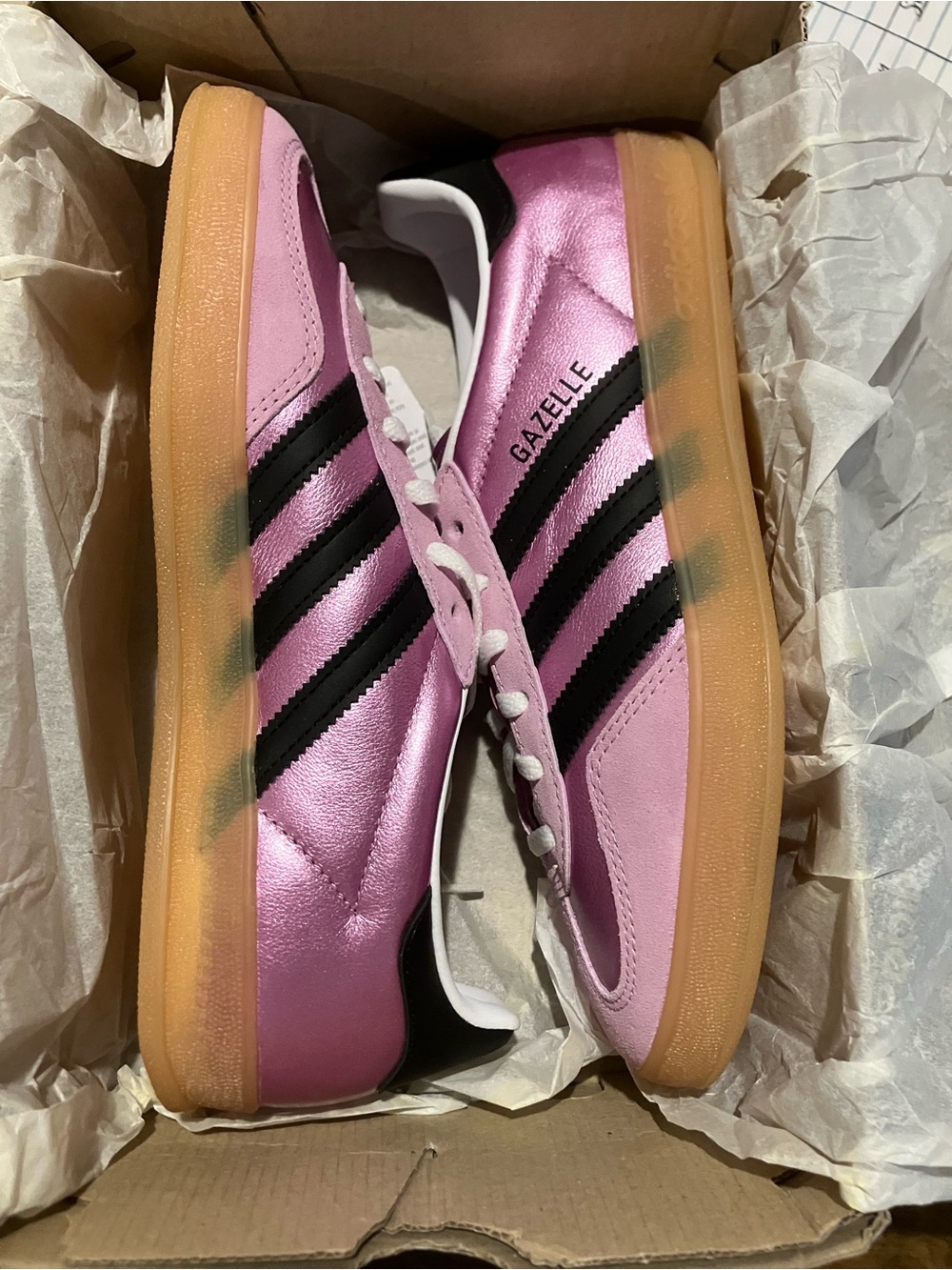 Adidas Gazelle Women's Pink Black Gum Sole Sneakers Sz 7.5
